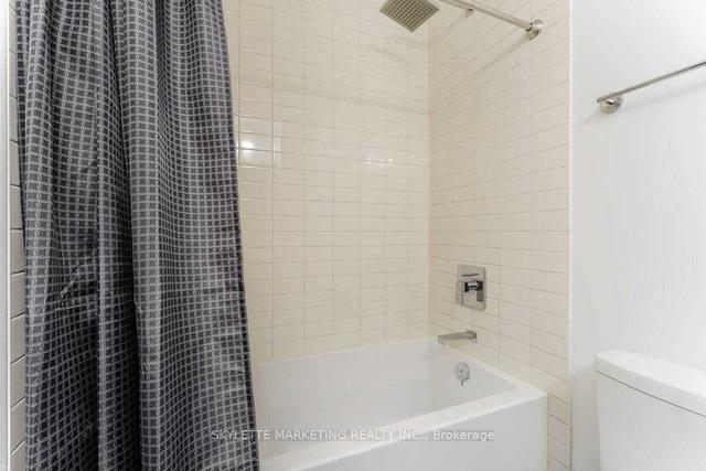 517 - 2908 Highway 7 Rd, Condo with 1 bedrooms, 1 bathrooms and 1 parking in Vaughan ON | Image 4