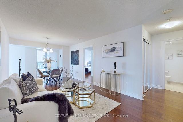 1627 - 500 Doris Ave, Condo with 3 bedrooms, 3 bathrooms and 1 parking in Toronto ON | Image 35