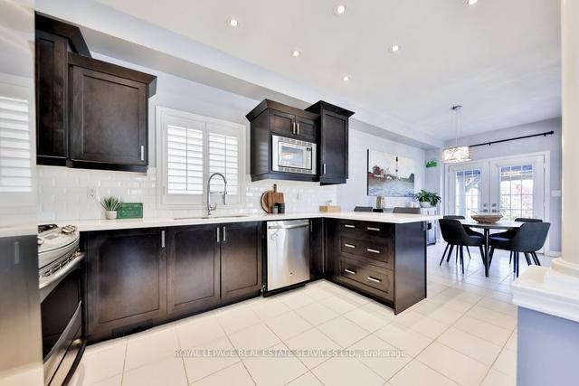 61 Guest St, House detached with 4 bedrooms, 3 bathrooms and 6 parking in Hamilton ON | Image 40