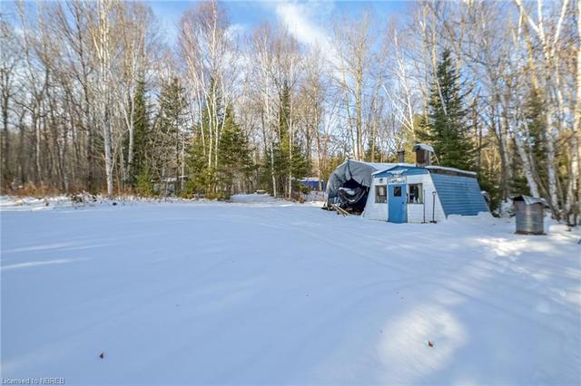 5250 Hwy 63, House detached with 3 bedrooms, 2 bathrooms and 6 parking in North Bay ON | Image 5