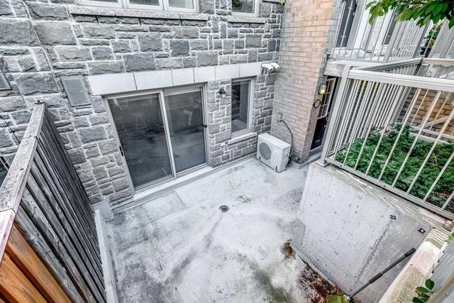 129 - 25 Turntable Cres, Townhouse with 2 bedrooms, 2 bathrooms and 1 parking in Toronto ON | Image 27