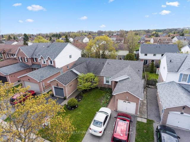 108 Humphrey Dr, House semidetached with 2 bedrooms, 2 bathrooms and 2 parking in Ajax ON | Image 12