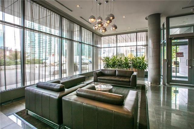 527 - 4k Spadina Ave, Condo with 2 bedrooms, 2 bathrooms and 1 parking in Toronto ON | Image 5