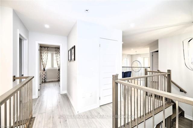 31 Bergenstein Cres, House detached with 4 bedrooms, 4 bathrooms and 4 parking in Pelham ON | Image 22