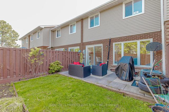 4 Carisbrooke Ct, Townhouse with 3 bedrooms, 3 bathrooms and 2 parking in Brampton ON | Image 32
