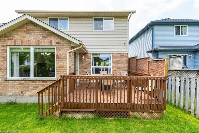 124 Crawford Cres, House detached with 4 bedrooms, 2 bathrooms and 3 parking in Cambridge ON | Image 22