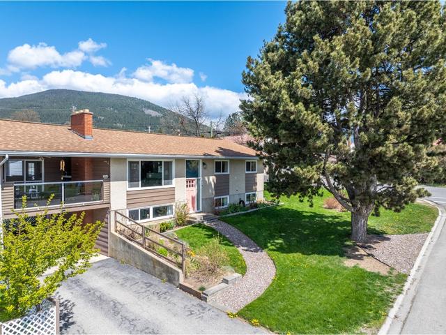 1018 Birch Street, House detached with 5 bedrooms, 3 bathrooms and null parking in Creston BC | Image 45