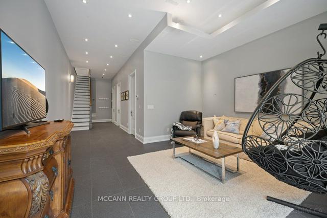 335 Melrose Ave, House detached with 4 bedrooms, 5 bathrooms and 3 parking in Toronto ON | Image 26