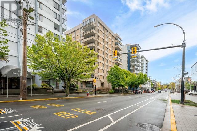 604 - 1034 Johnson St, Condo with 2 bedrooms, 2 bathrooms and 1 parking in Victoria BC | Image 27