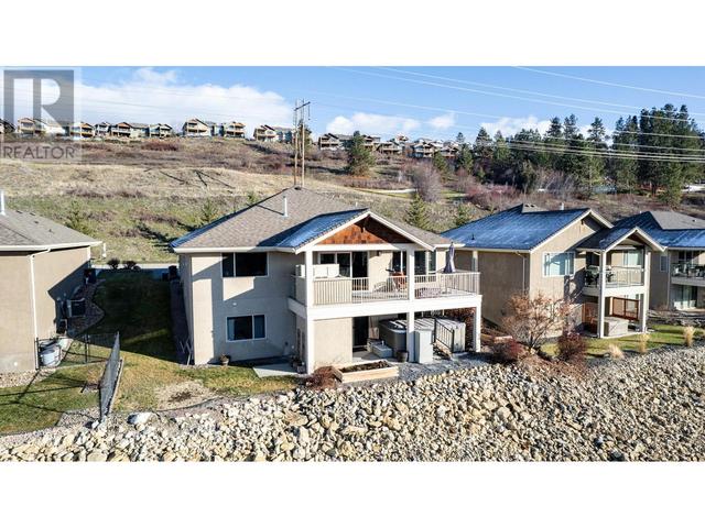 3516 Camelback Dr, House detached with 5 bedrooms, 3 bathrooms and 5 parking in Central Okanagan BC | Image 1