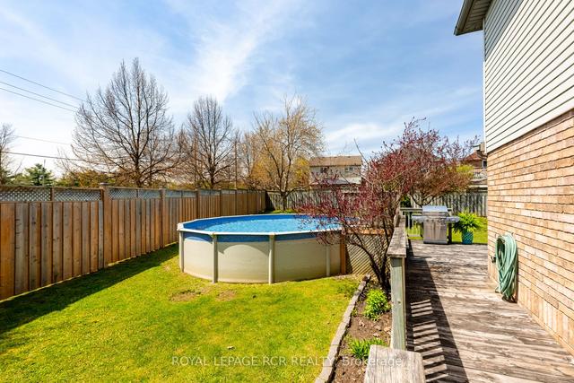 25 Mckitrick Dr, House detached with 3 bedrooms, 3 bathrooms and 3 parking in Orangeville ON | Image 33