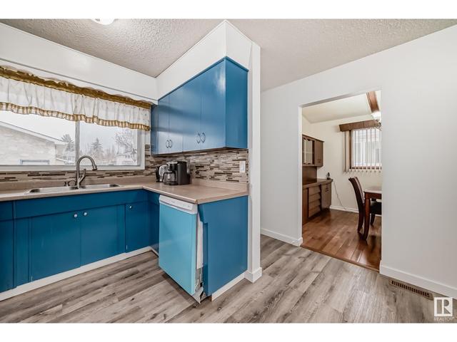 6804 32 Ave Nw, House detached with 5 bedrooms, 2 bathrooms and null parking in Edmonton AB | Image 15
