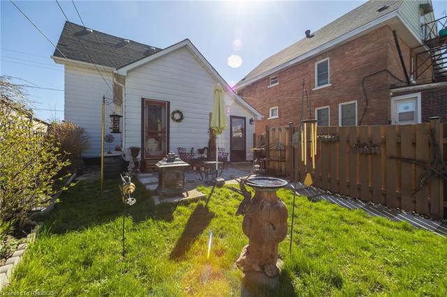 782 3rd Ave E, House detached with 3 bedrooms, 2 bathrooms and 2 parking in Owen Sound ON | Image 21