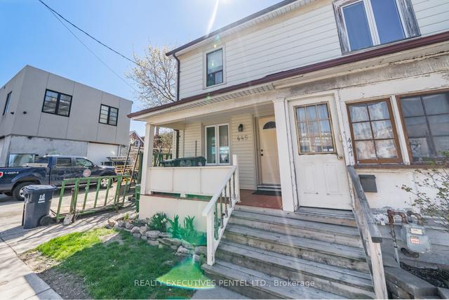 445 Rogers Rd, House semidetached with 2 bedrooms, 2 bathrooms and 0 parking in Toronto ON | Image 23