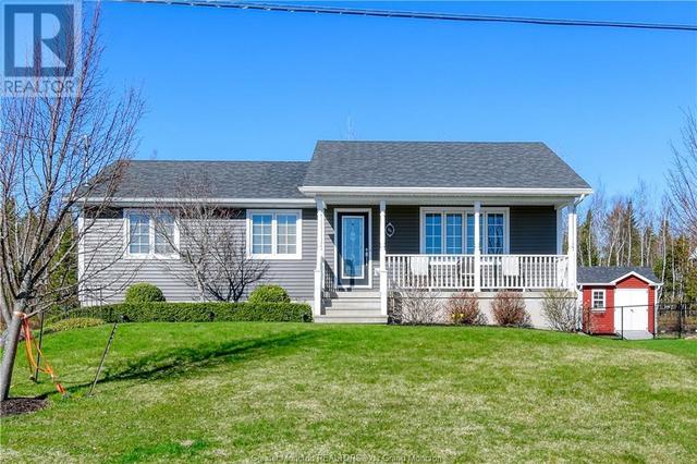 66 Squire Ave, House detached with 3 bedrooms, 2 bathrooms and null parking in Riverview NB | Image 2