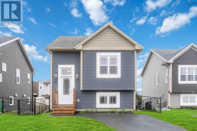 17 Kinsale Crt, House detached with 3 bedrooms, 2 bathrooms and null parking in Halifax NS | Image 1