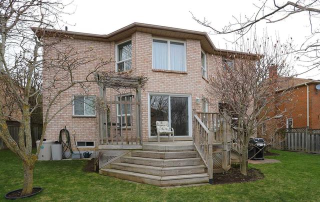 358 Binns Ave, House detached with 4 bedrooms, 3 bathrooms and 6 parking in Newmarket ON | Image 26