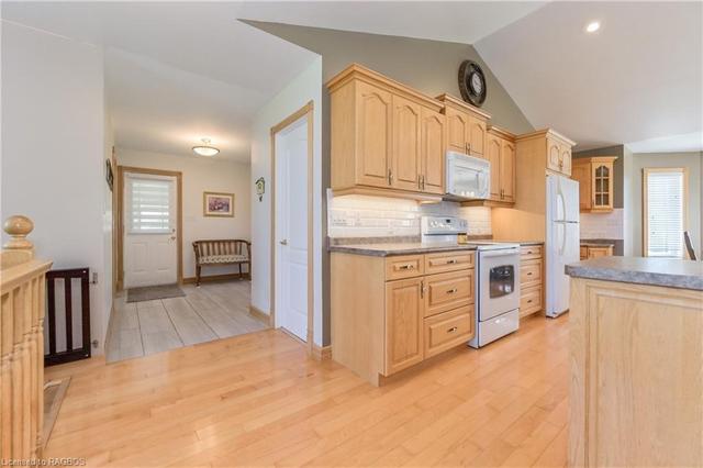 411317 Southgate Sideroad 41, House detached with 3 bedrooms, 2 bathrooms and 14 parking in Southgate ON | Image 19