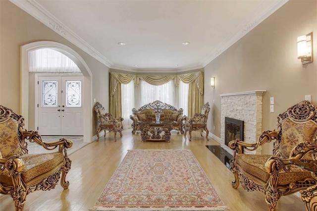 365 Princess Ave, House detached with 5 bedrooms, 7 bathrooms and 6 parking in Toronto ON | Image 35