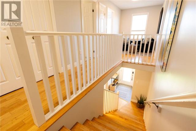 33 Bayridge Crt, House detached with 6 bedrooms, 3 bathrooms and null parking in Greater Sudbury ON | Image 32