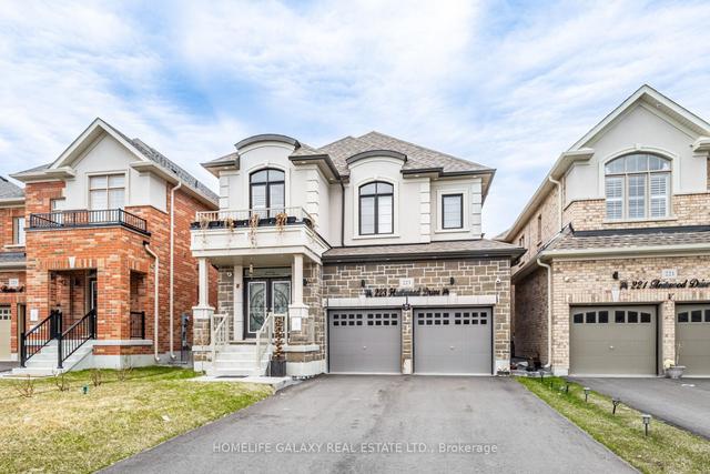 223 Fleetwood Dr, House detached with 4 bedrooms, 4 bathrooms and 4 parking in Oshawa ON | Image 23