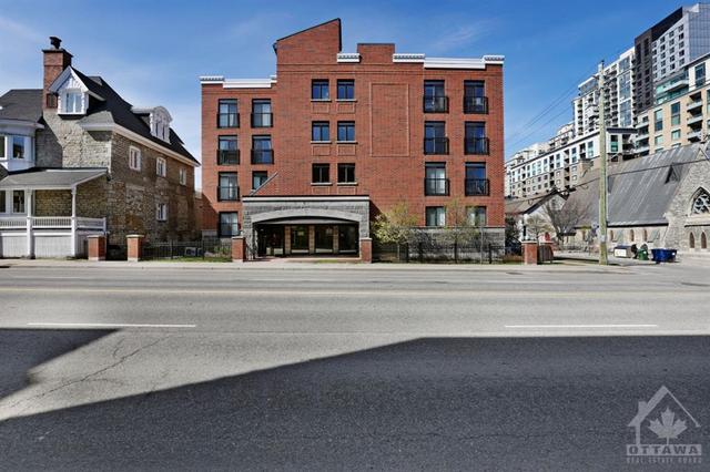 506 - 456 King Edward Avenue, Condo with 1 bedrooms, 2 bathrooms and 1 parking in Ottawa ON | Image 1