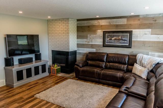 2419 Deer Side Dr Se, House detached with 5 bedrooms, 3 bathrooms and 6 parking in Calgary AB | Image 13