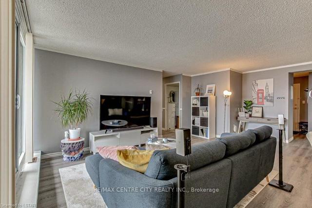 604 - 363 Colborne St, Condo with 2 bedrooms, 1 bathrooms and 1 parking in London ON | Image 5