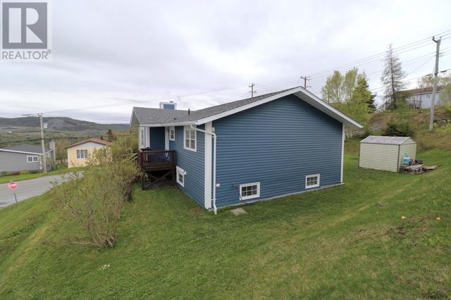 1 Tudor St, House detached with 4 bedrooms, 2 bathrooms and null parking in Corner Brook NL | Image 4