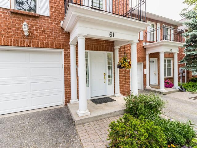 61 Stornwood Ct, Townhouse with 2 bedrooms, 3 bathrooms and 2 parking in Brampton ON | Image 12