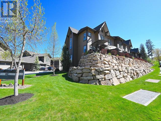 39 - 333 Longspoon Dr, House attached with 3 bedrooms, 3 bathrooms and 2 parking in Vernon BC | Image 2