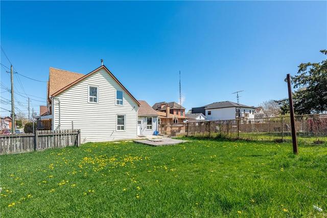 470 Ferguson Avenue N, House semidetached with 3 bedrooms, 1 bathrooms and 1 parking in Hamilton ON | Image 20