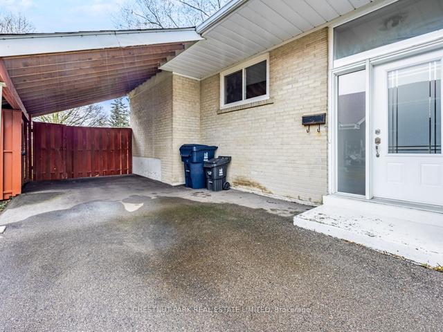 25 Fletcher Pl, House detached with 3 bedrooms, 2 bathrooms and 3 parking in Toronto ON | Image 28