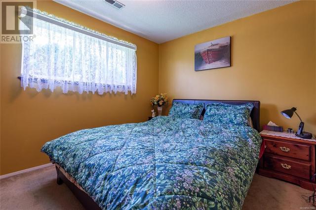 689 Alder St S, House detached with 4 bedrooms, 3 bathrooms and 3 parking in Campbell River BC | Image 32