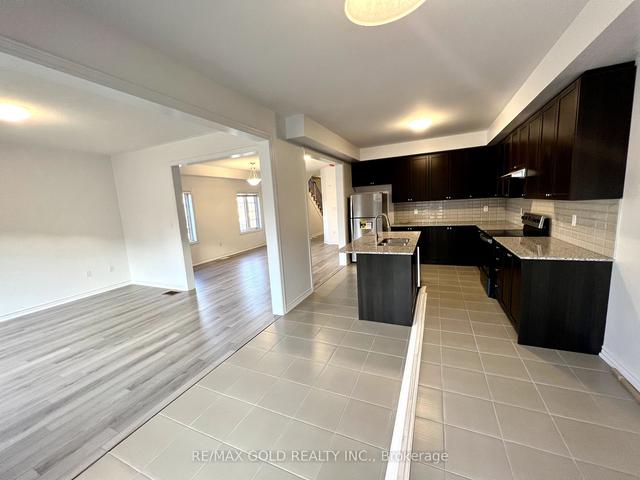 298 Ridley Cres, House detached with 4 bedrooms, 5 bathrooms and 6 parking in Southgate ON | Image 37