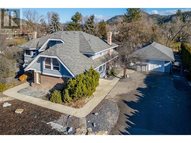 1610 Highland Dr N, House detached with 4 bedrooms, 2 bathrooms and 2 parking in Kelowna BC | Image 34