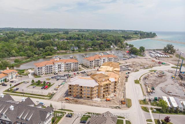 304 - 385 Lakebreeze Dr, Condo with 1 bedrooms, 1 bathrooms and 1 parking in Clarington ON | Image 20