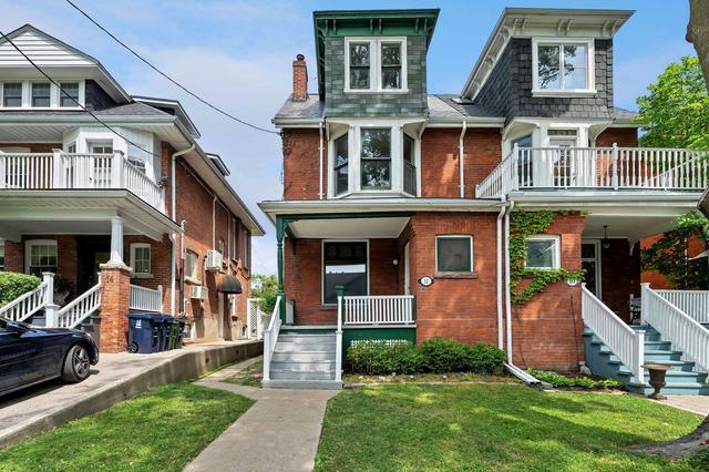 12 Chicora Ave, House semidetached with 6 bedrooms, 1 bathrooms and 1 parking in Toronto ON | Image 12
