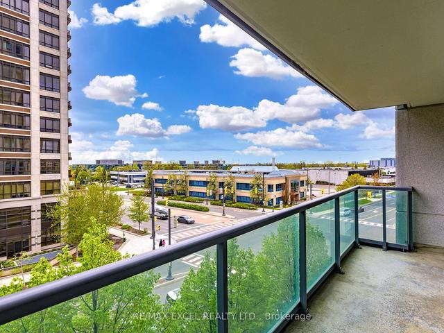 503 - 75 S Town Centre Blvd, Condo with 1 bedrooms, 1 bathrooms and 1 parking in Markham ON | Image 3