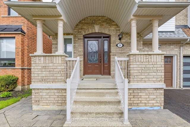 24 Dylan St, House semidetached with 4 bedrooms, 4 bathrooms and 4 parking in Vaughan ON | Image 12