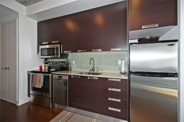 lph3 - 20 Stewart St, Condo with 1 bedrooms, 1 bathrooms and 1 parking in Toronto ON | Image 4