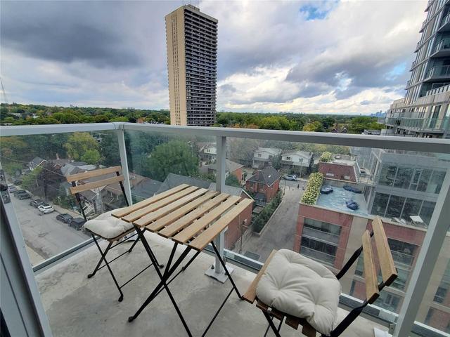 621 - 33 Helendale Ave, Condo with 2 bedrooms, 2 bathrooms and 1 parking in Toronto ON | Image 13