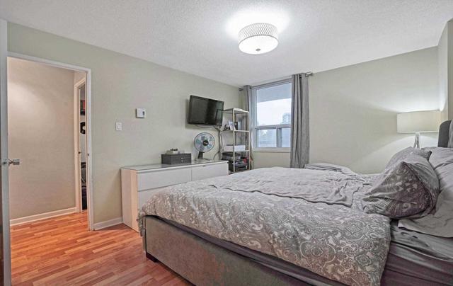 209 - 1 Royal Orchard Blvd, Condo with 3 bedrooms, 2 bathrooms and 1 parking in Markham ON | Image 8