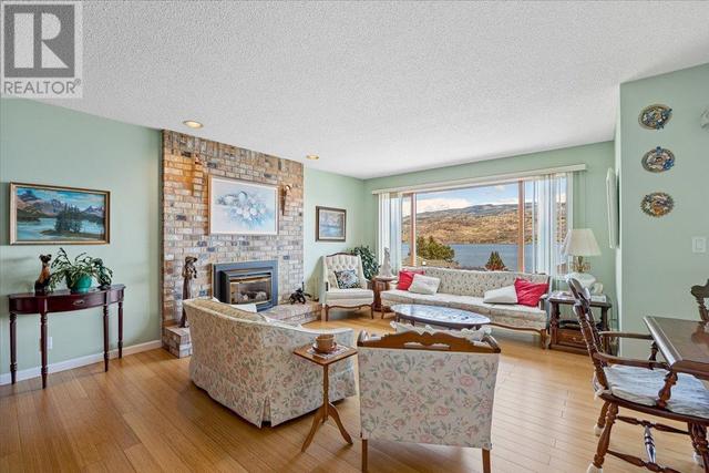 6514 Ferguson Pl, House detached with 4 bedrooms, 2 bathrooms and 7 parking in Peachland BC | Image 8