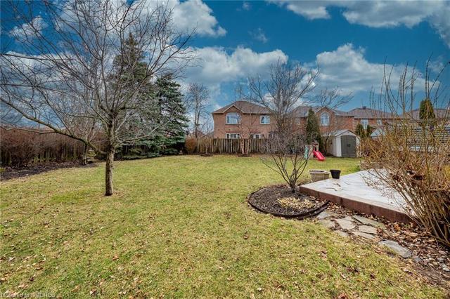 11 Fenflower Court, House detached with 4 bedrooms, 2 bathrooms and 6 parking in Brampton ON | Image 38