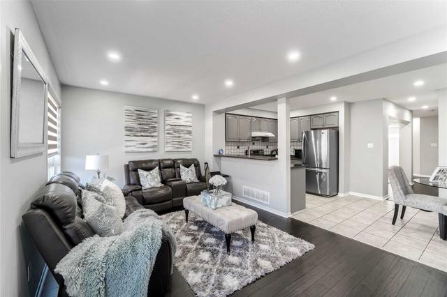 15 Sand Cherry Cres, House semidetached with 4 bedrooms, 3 bathrooms and 3 parking in Brampton ON | Image 6