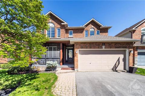 11 Witherspoon Cres, Ottawa, ON, K2K3L6 | Card Image