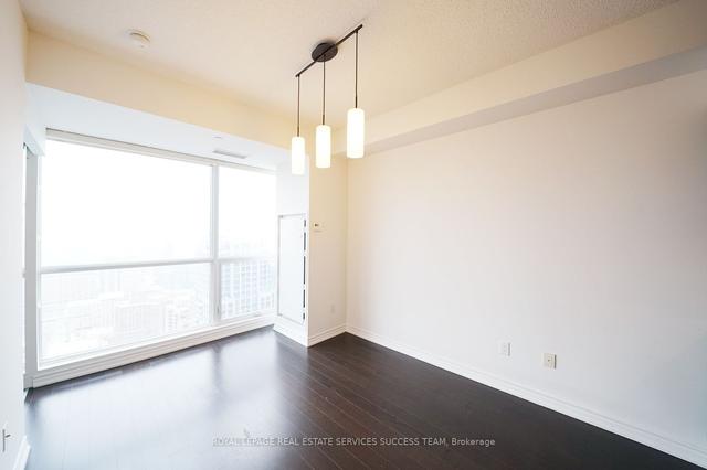 4713 - 386 Yonge St W, Condo with 1 bedrooms, 1 bathrooms and 0 parking in Toronto ON | Image 11