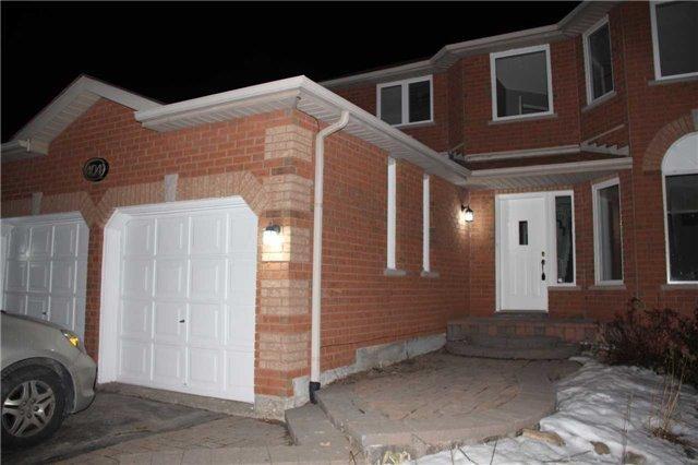 404 Cundles Rd W, House detached with 4 bedrooms, 4 bathrooms and 4 parking in Orillia ON | Image 1