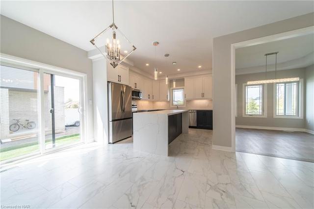 1 Alicia Cres, House detached with 5 bedrooms, 2 bathrooms and 4 parking in Thorold ON | Image 41